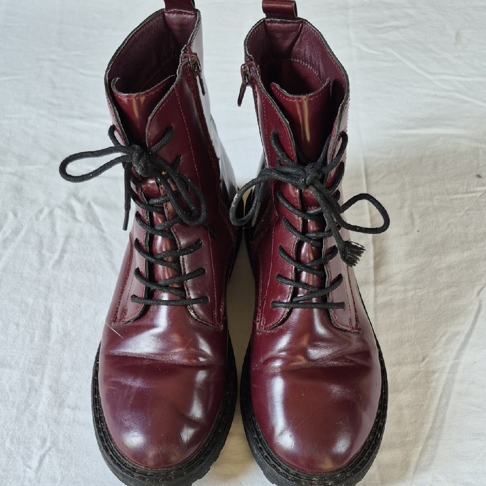 Women's Burgundy Lace-Up Combat Boots